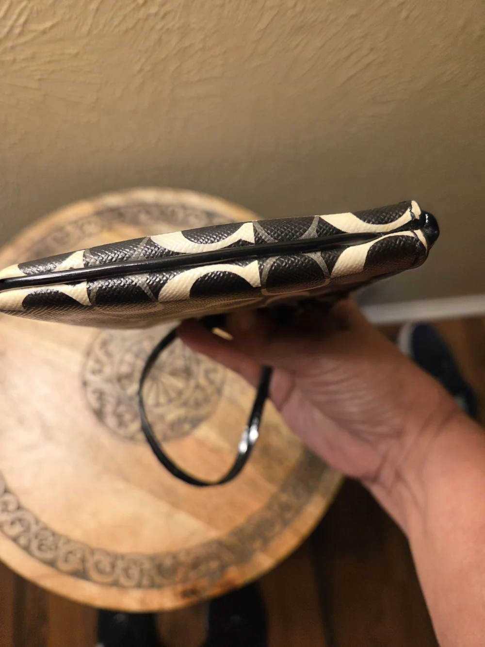 Coach Penelope C Dream Black Signature Wristlet - Black and Cream Pattern